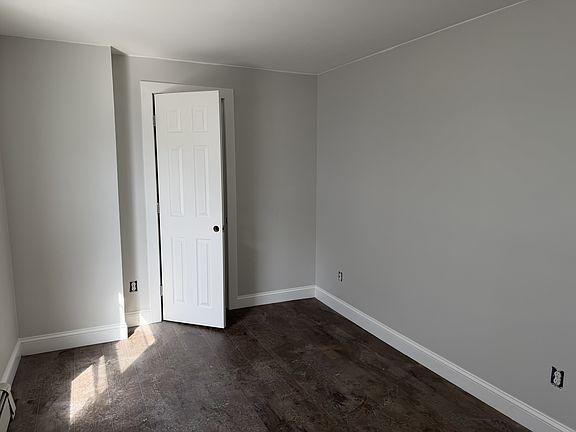 4th image of 74 Highland Ave Floor 1