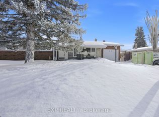 20 Wallford Way, Ottawa, ON K2E 6B4