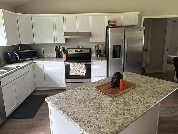 2nd image of 1574 Baymeadows Dr W