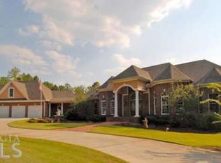 271 Matthews Rd, Fayetteville, GA 30215