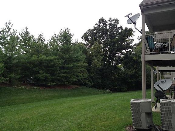 3rd image of 6746 Birdsong Way