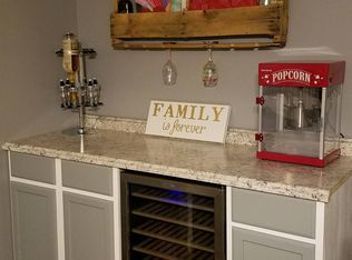 899 S Ridge Trl, Clarksville, TN 37043