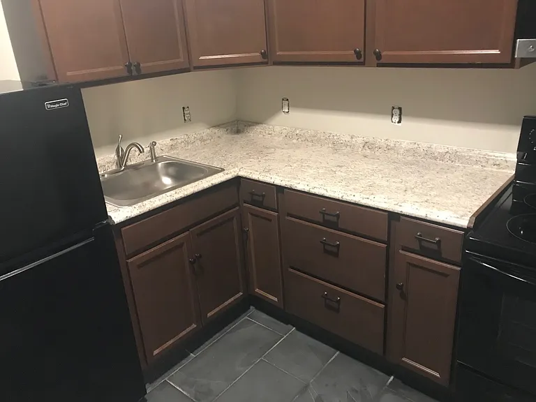 55 N Main St — Photo 15