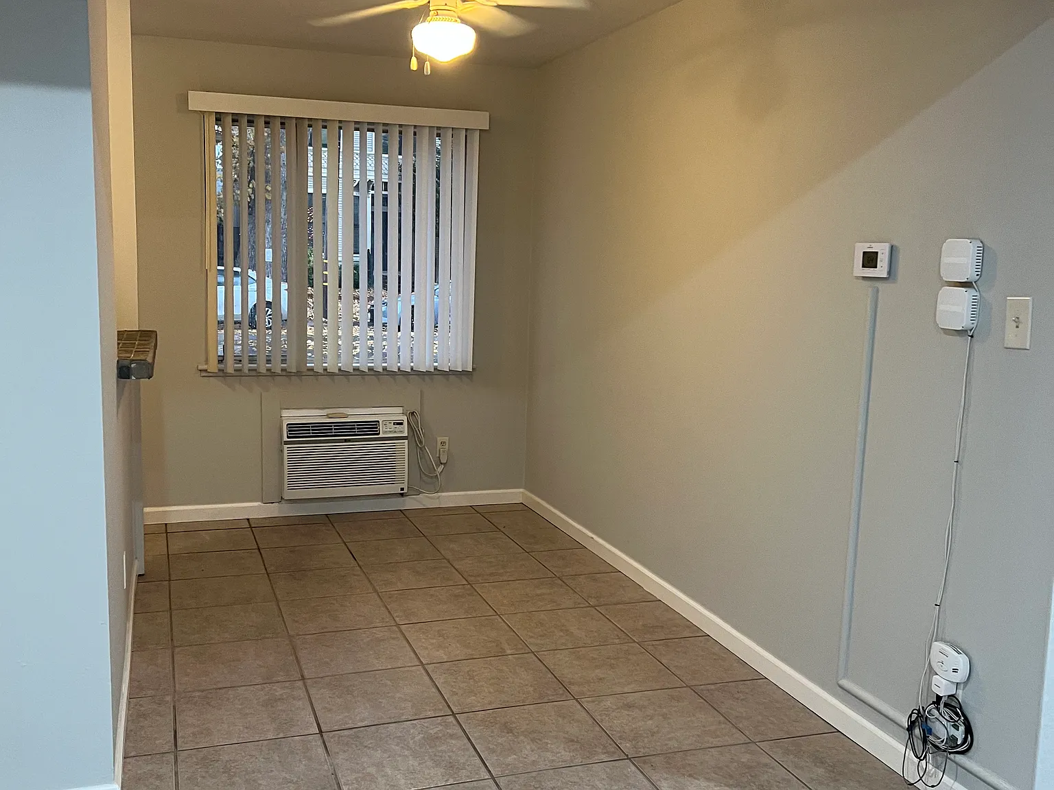 1729 G St — Photo 4