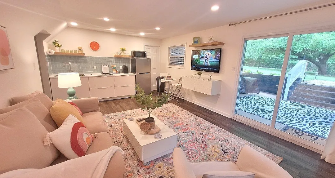 1 bed, 600 sqft, $1,390 — Photo 2
