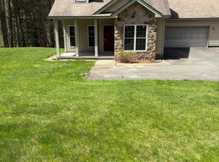 5 Dewey Cir #A, Haydenville, MA 01039