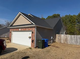 5632 Nessee St, Fayetteville, NC 28314