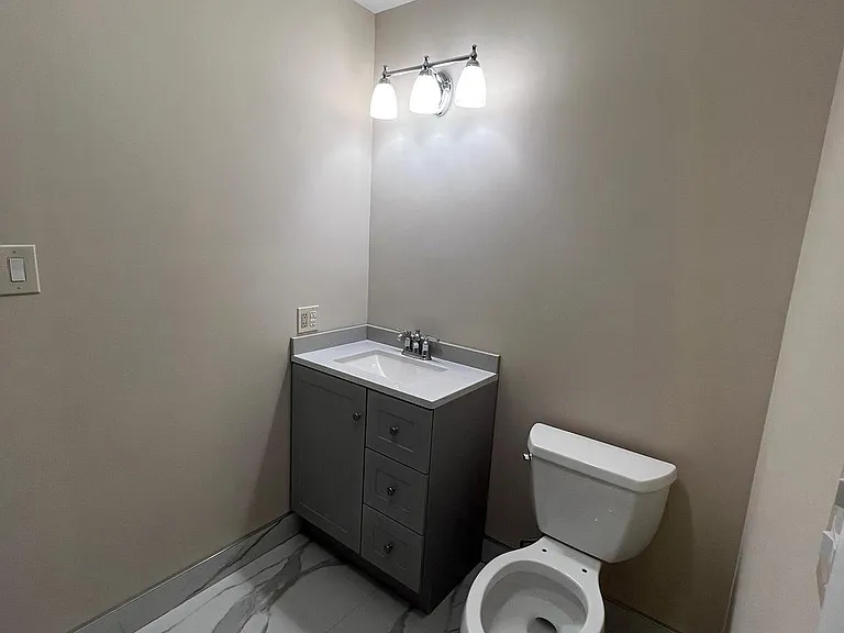 32 Foxglove Dr — Photo 40