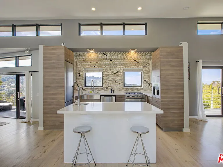 3223 Tareco Dr — Photo 6