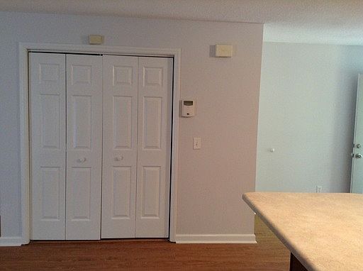 5th image of 5206 Largo Ct Unit 202