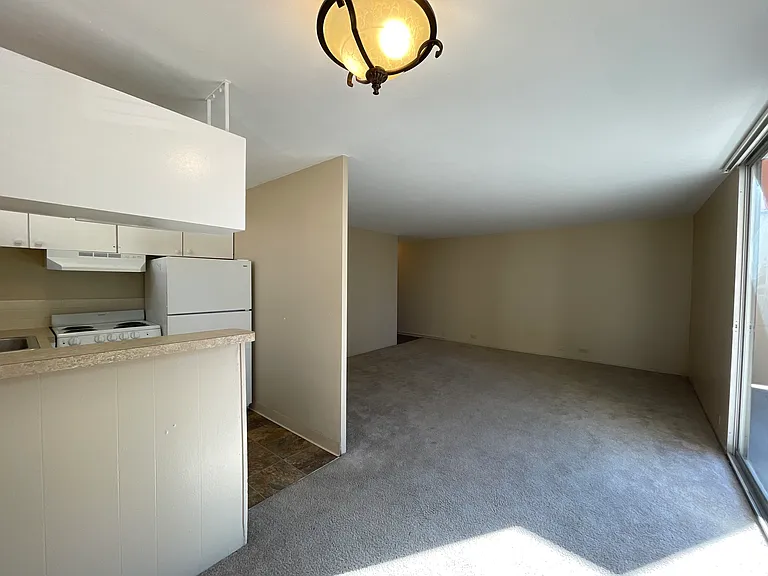 Residence at Governors Park — Photo 35