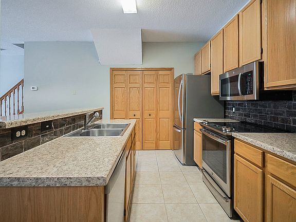 2nd image of 2737 Mallard Dr