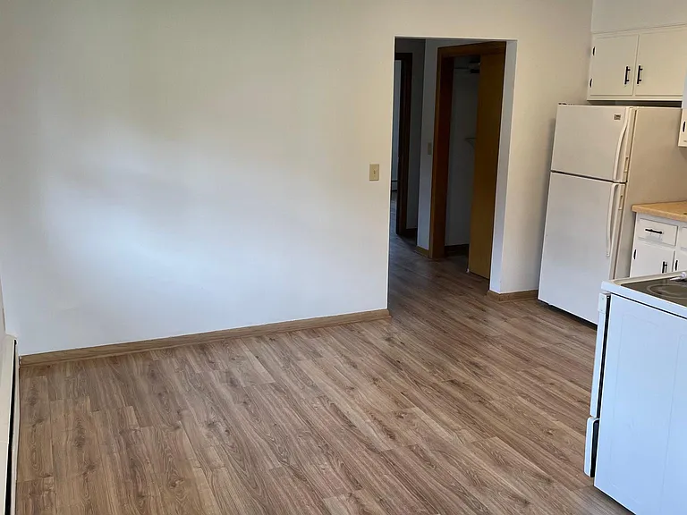 701 Pinecrest Dr #3 — Photo 6