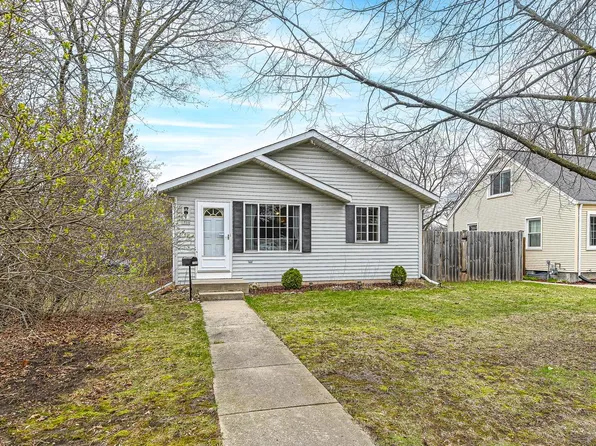 1508 Summit AVENUE, Waukesha, WI 53188