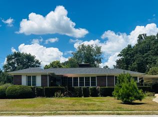 143 Lake Forest Cir, Elberton, GA 30635