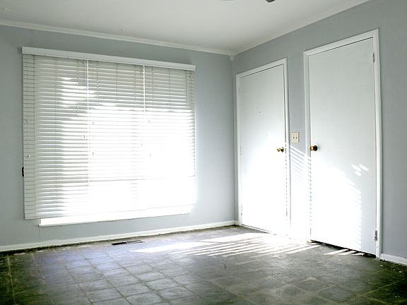 2nd image of 4902 Camille Ct