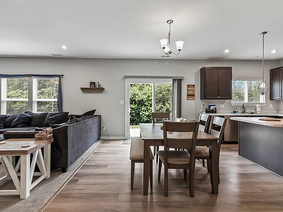 4th image of 1883 Meridian Springs Ln