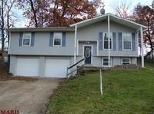 4644 Shoshone Trl, Saint Charles, MO 63304
