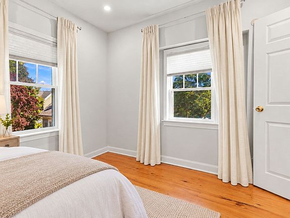 4th image of 85 Albano St #3