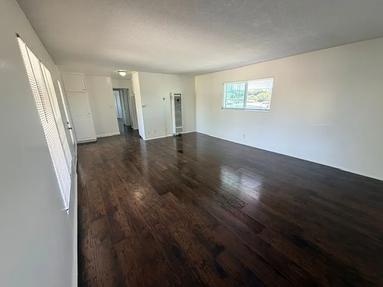 6351 Linden Ave — Photo 11