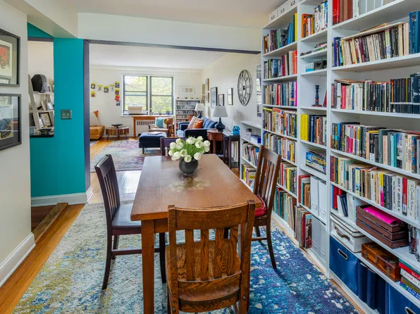 3840 Greystone Avenue image 8 of 15