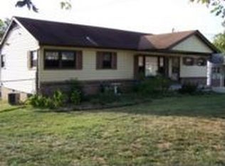106 Hillcrest Ln, Kingston, TN 37763
