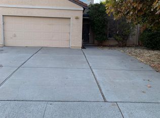 420 Beaulieu Ln, Oakley, CA 94561