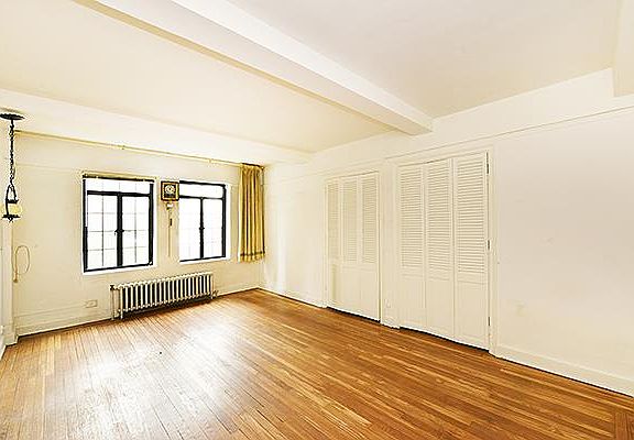 5th image of 5 Tudor City Pl APT 401