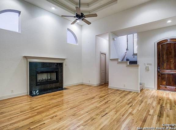 2nd image of 1731 Corita St