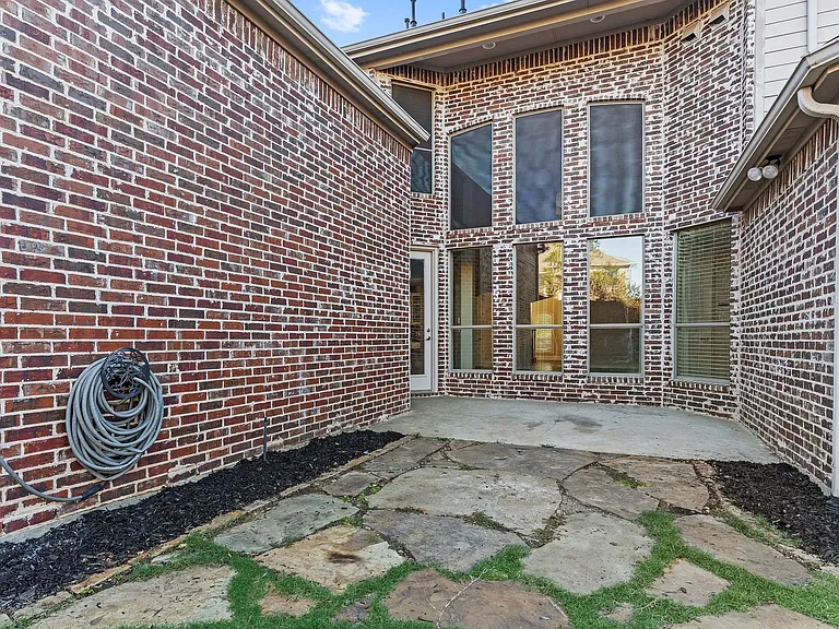 4542 Carraway Dr — Photo 45