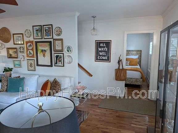 4th image of 4494 Durant Ave