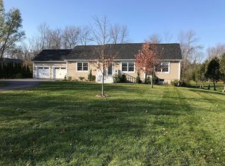 462 Falls Rd, Shelburne, VT 05482