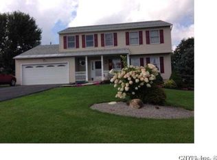 113 Pebblestone Dr, Chittenango, NY 13037