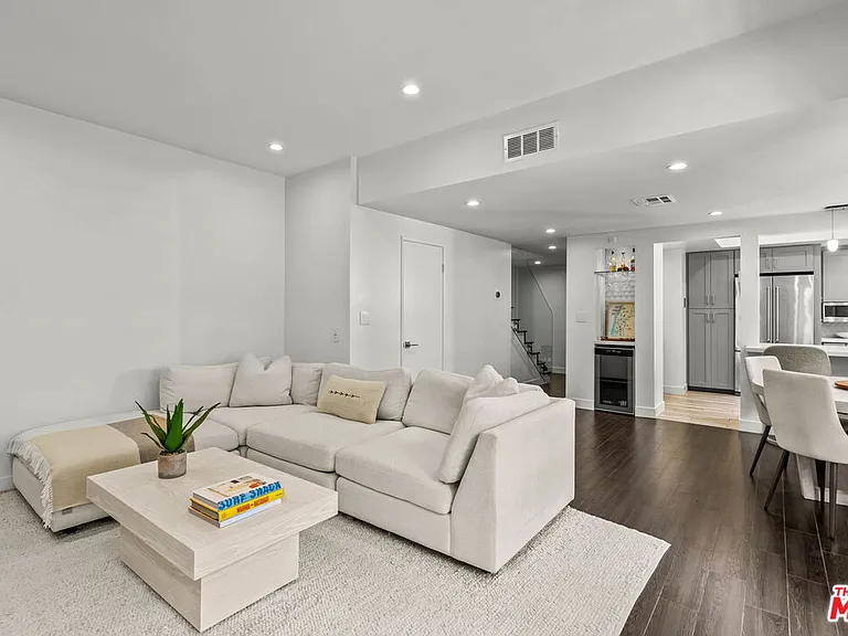 2909 Arizona Ave #15 — Photo 10