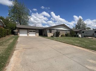 617 Cherry Ave, Yukon, OK 73099