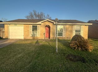 11319 Fawngrove Dr, Houston, TX 77048