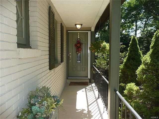 1st image of 108 Fletcher Dr N