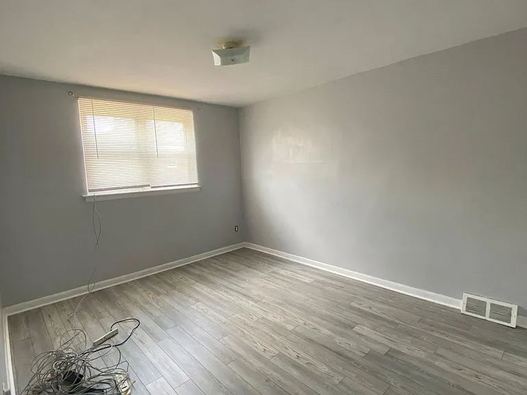 2638 Daphne Rd #2 — Photo 6