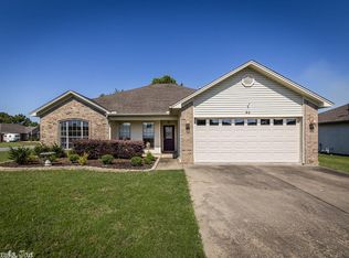 49 Magnolia Dr, Cabot, AR 72023