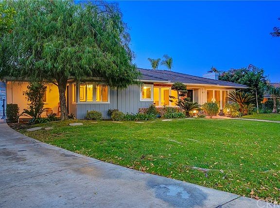4th image of 1017 Paloma Dr