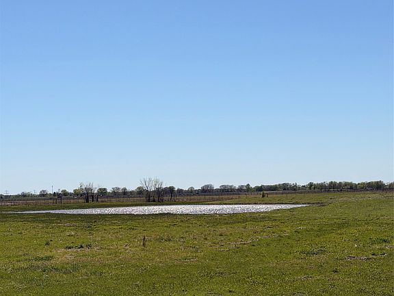 4th image of 603 Combine Rd