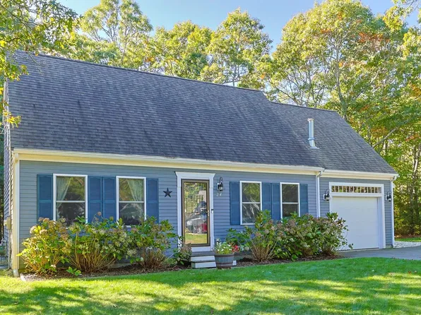 24 Shipwreck Drive, Mashpee, MA 02649