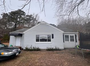 10754 Johnsontown Rd, Birdsnest, VA 23307