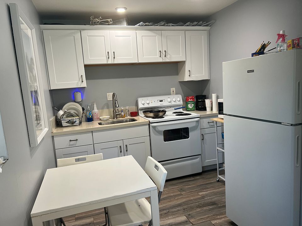 1st image of 4665 Kleefeld Ave