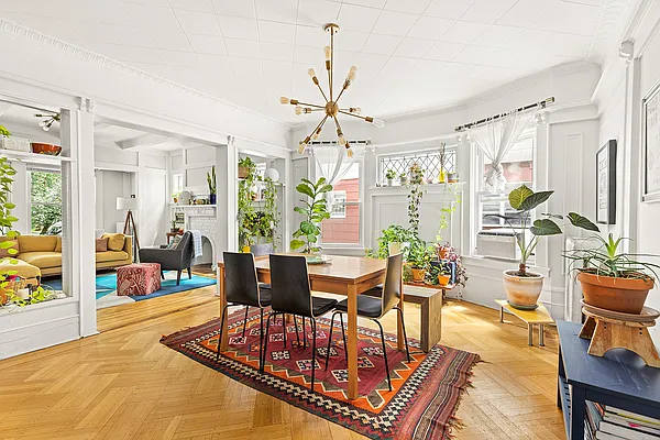 Sold by Compass | media 16