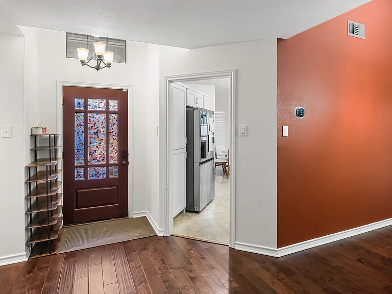 4406 Windward Cir — Photo 4