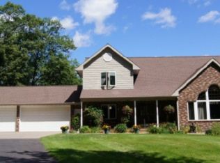 1411 Milliman St, Iron Mountain, MI 49801