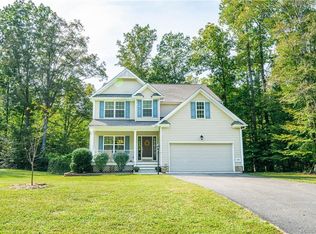 6008 Jenkins Bluff Ln, Sandston, VA 23150