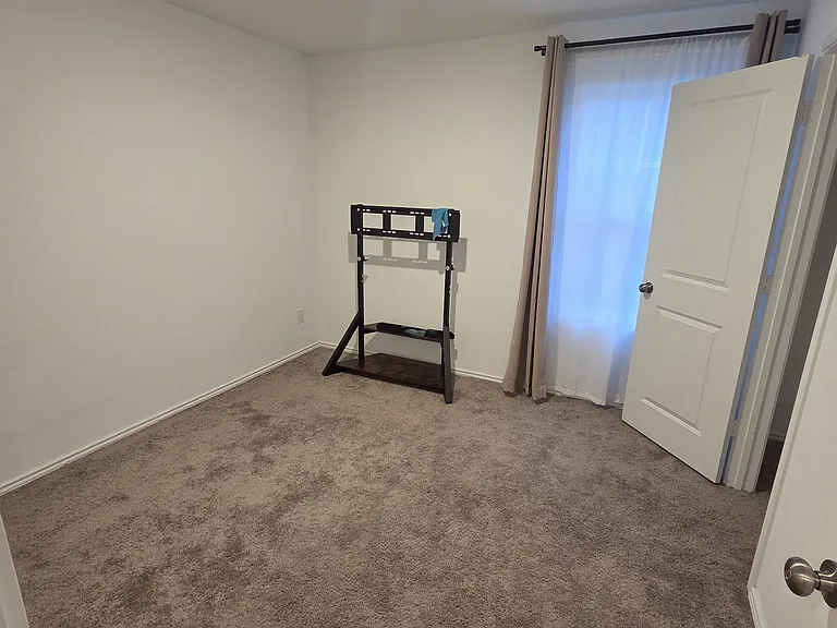 7247 Ox Pl — Photo 5