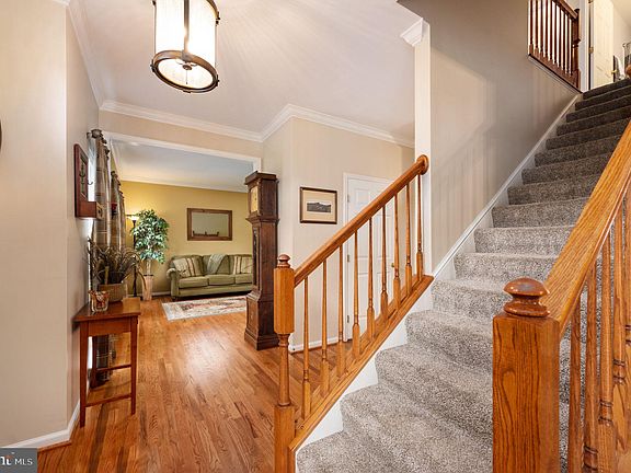 4th image of 50 Kinross Dr